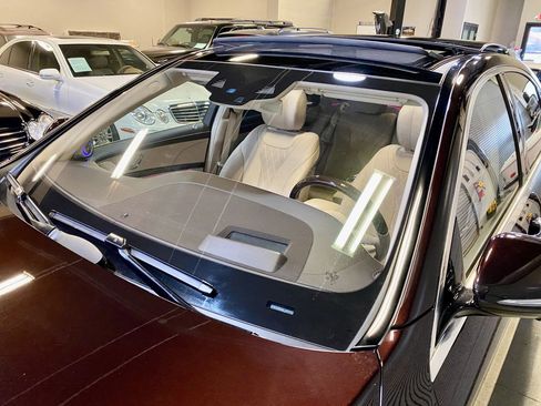 Used 2020 Mercedes-Benz S 560 4MATIC Sedan image 21