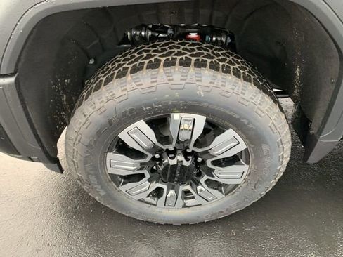 New 2026 GMC Sierra 2500 Denali w/ Denali Reserve Package image 11