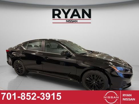 New 2026 Nissan Altima 2.5 SV w/ SV Special Edition Package AWD/4WD image 19