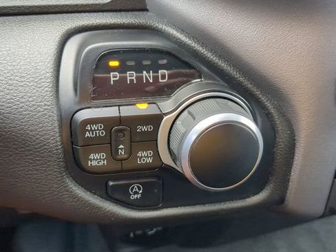 Used 2022 RAM 1500 Big Horn AWD/4WD image 23