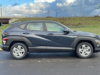 New 2026 Hyundai Kona SE FWD video 2