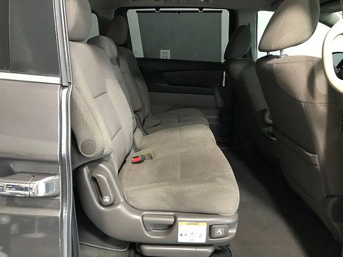 Used 2016 Honda Odyssey EX image 8