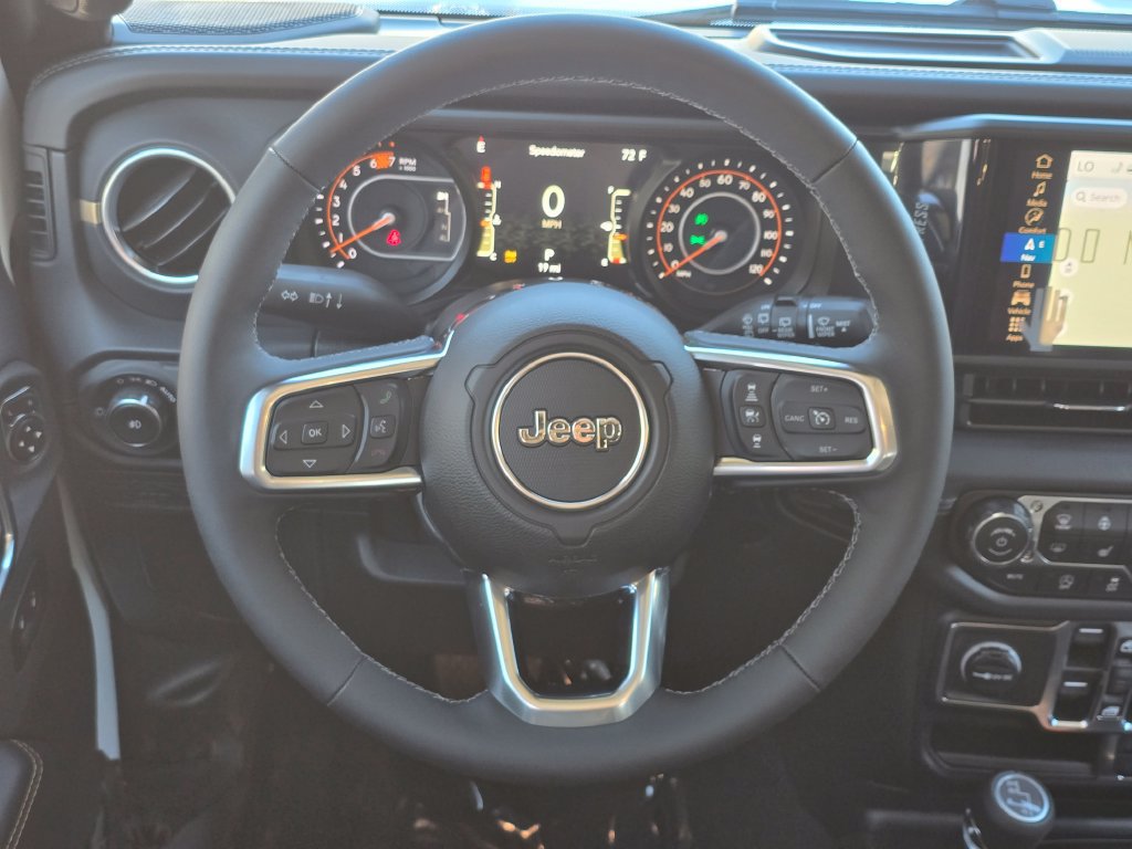 New 2026 Jeep Wrangler Unlimited Sahara AWD/4WD image 7