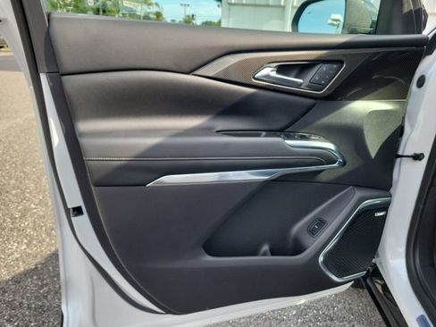 Certified 2025 Chevrolet Traverse High Country w/ LPO, Floor Liner Package FWD image 24