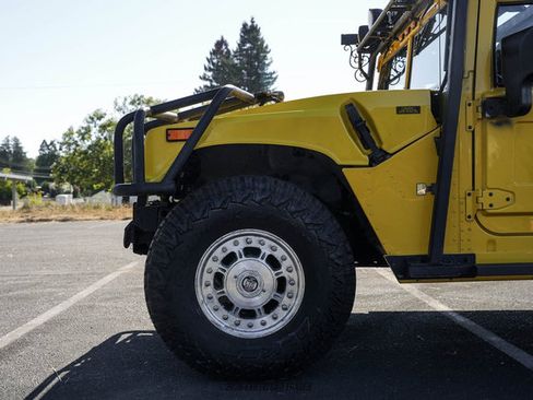 Used 2002 HUMMER H1 4-Door Open Top AWD/4WD image 4