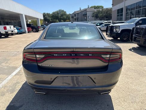 Used 2022 Dodge Charger SXT RWD image 6