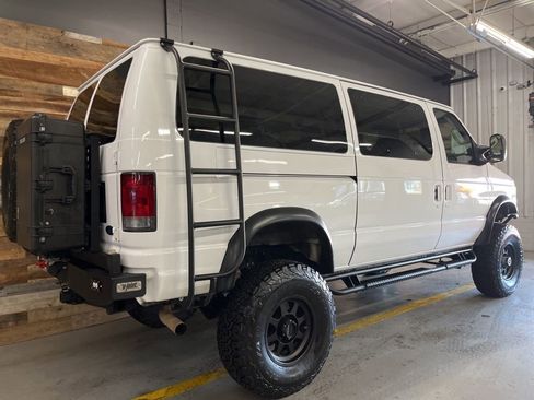 Used 2009 Ford E-350 and Econoline 350 XL image 45