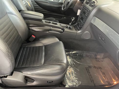 Used 2002 Ford Thunderbird Deluxe image 19