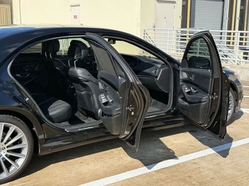 Used 2015 Mercedes-Benz S 550 Sedan image 19