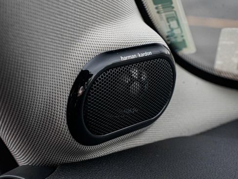 Certified 2024 MINI Cooper SE image 11