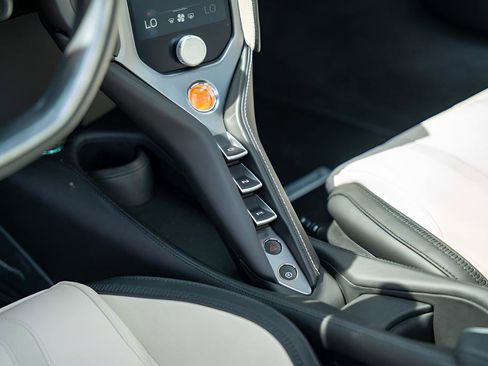 New 2026 McLaren 750S RWD image 43