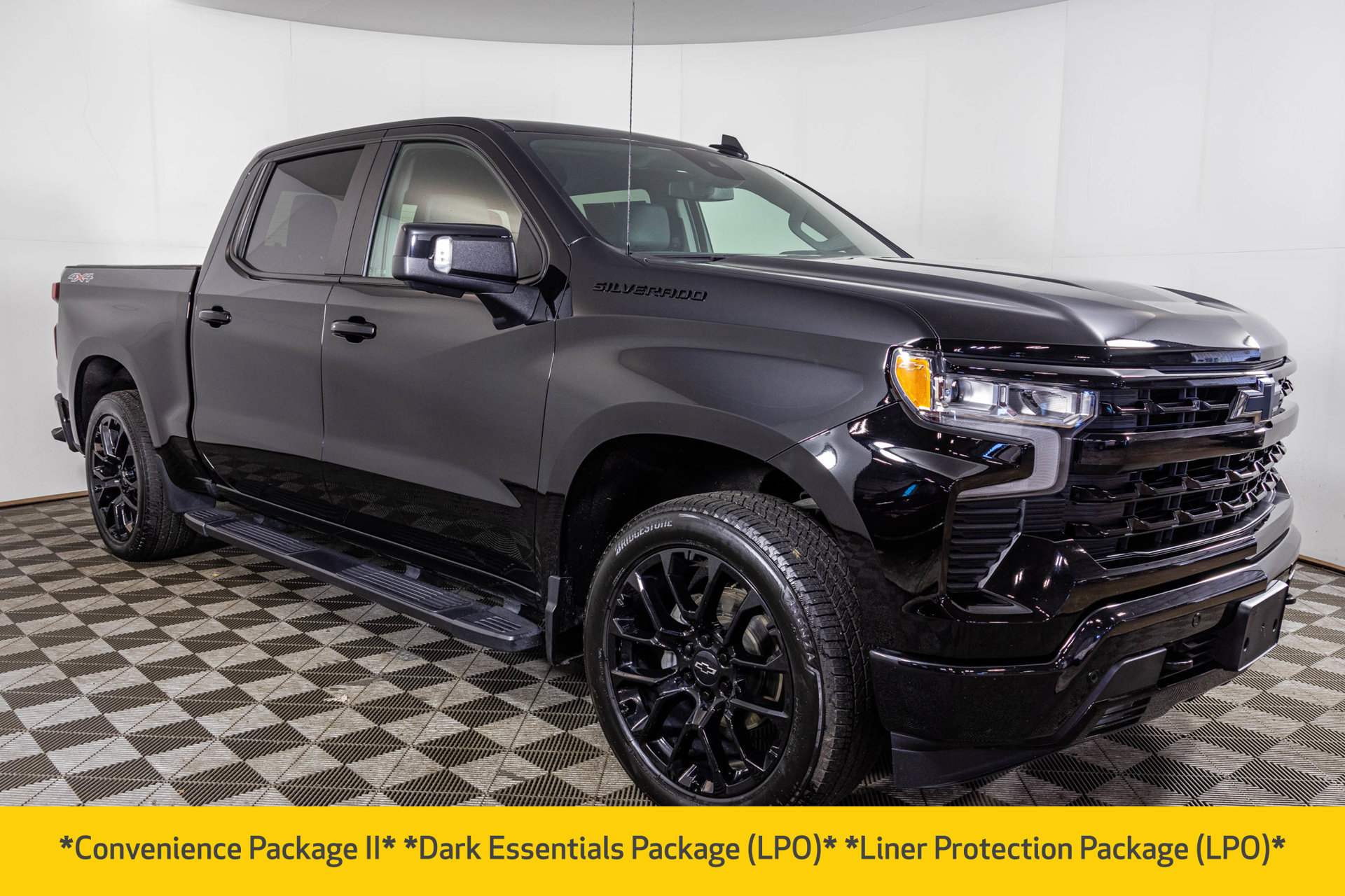 Used 2024 Chevrolet Silverado 1500 RST w/ Convenience Package II AWD/4WD image 17