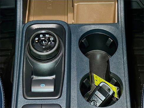 Certified 2022 Ford Maverick Lariat w/ Lariat Luxury Package image 14