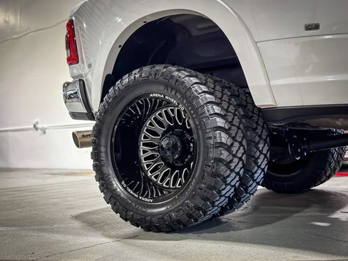 Used 2019 RAM 3500 Limited AWD/4WD image 7