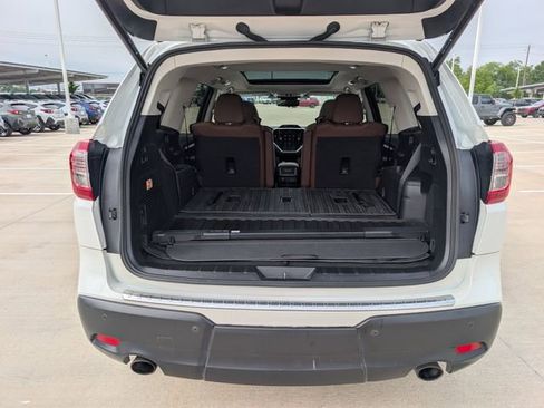 Used 2023 Subaru Ascent Touring AWD/4WD image 30