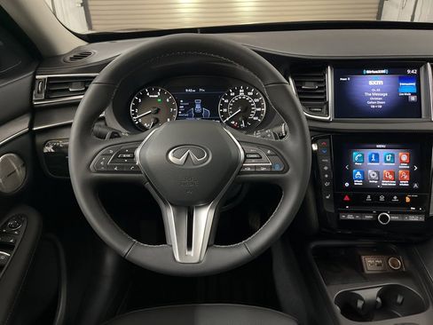 Certified 2025 INFINITI QX50 Luxe image 25