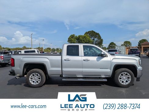 Used 2019 GMC Sierra 1500 SLE w/ SLE Value Package AWD/4WD image 2