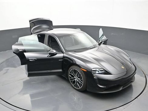 Used 2023 Porsche Taycan w/ Premium Package RWD image 32