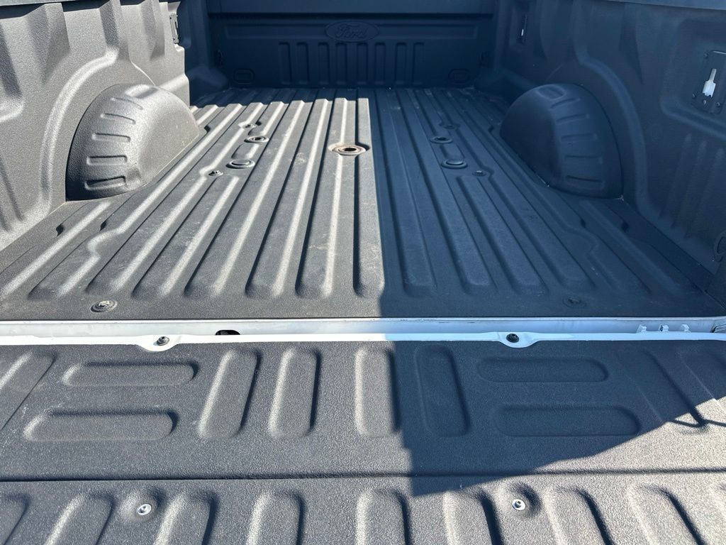 Used 2019 Ford F350 Lariat w/ Chrome Package AWD/4WD image 11