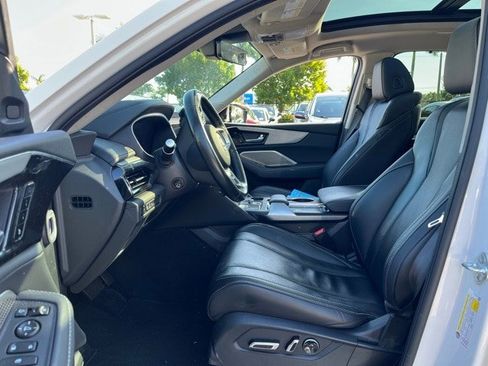 Used 2023 Acura MDX FWD w/ Technology Package image 5