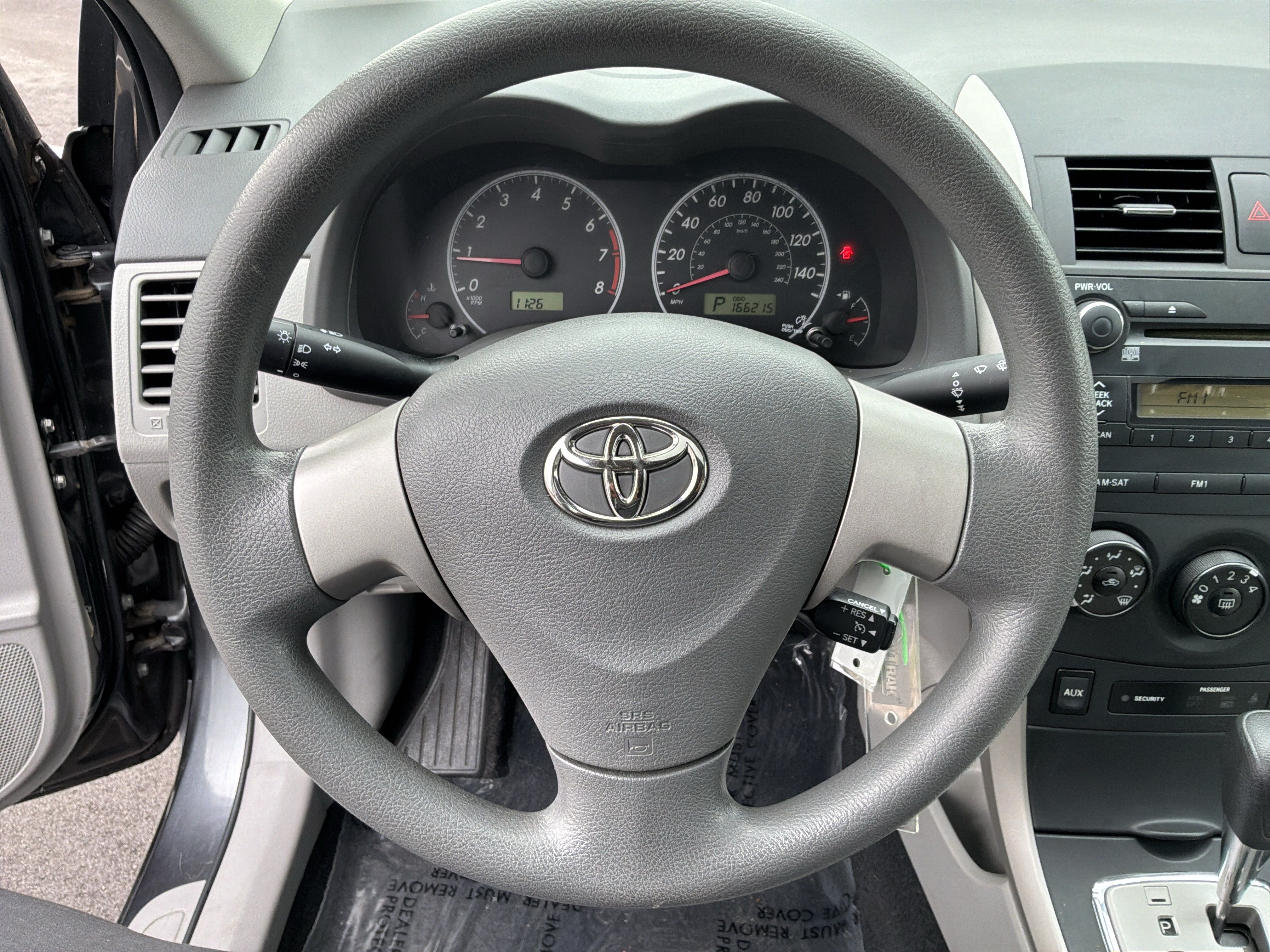 Used 2010 Toyota Corolla LE w/ All Weather Guard Pkg FWD image 18