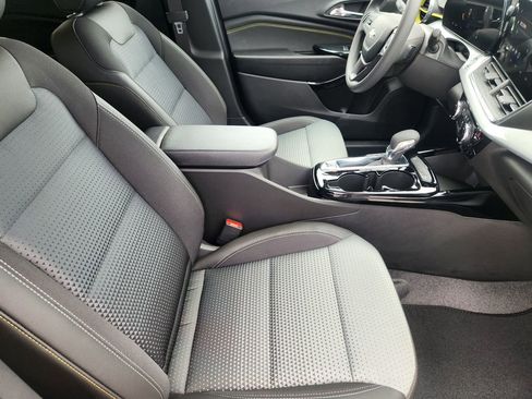 New 2026 Chevrolet Trax LT image 14