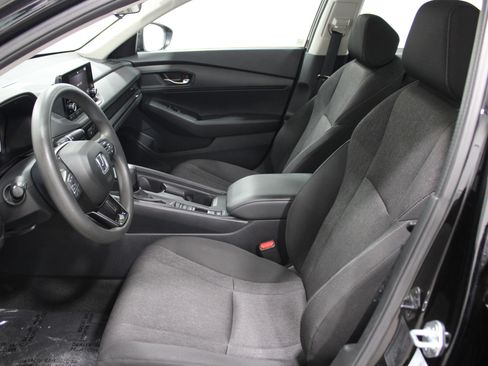 Used 2023 Honda Accord LX image 3