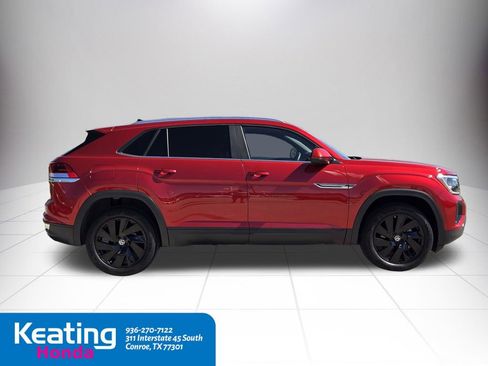 Used 2024 Volkswagen Atlas Cross Sport SE image 9