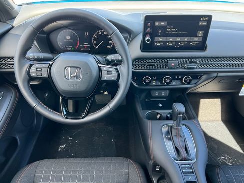 New 2026 Honda HR-V Sport image 3