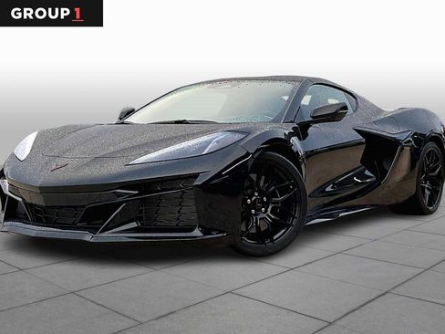 Used 2025 Chevrolet Corvette Z06 image 1