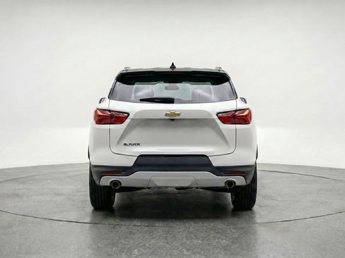 Used 2025 Chevrolet Blazer LT FWD image 7