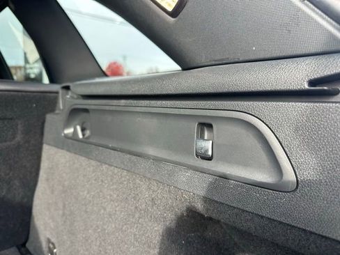 Certified 2022 Mercedes-Benz GLC 300 GLC 300 image 43