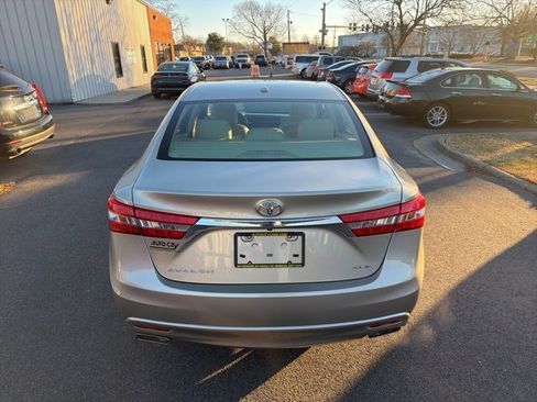 Used 2014 Toyota Avalon XLE Touring image 4