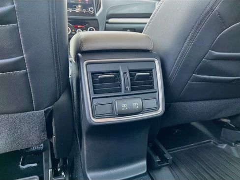 Used 2024 Subaru Forester Limited AWD/4WD image 25