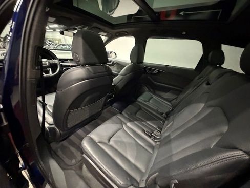 Used 2019 Audi Q7 3.0T Prestige w/ Prestige Package AWD/4WD image 31