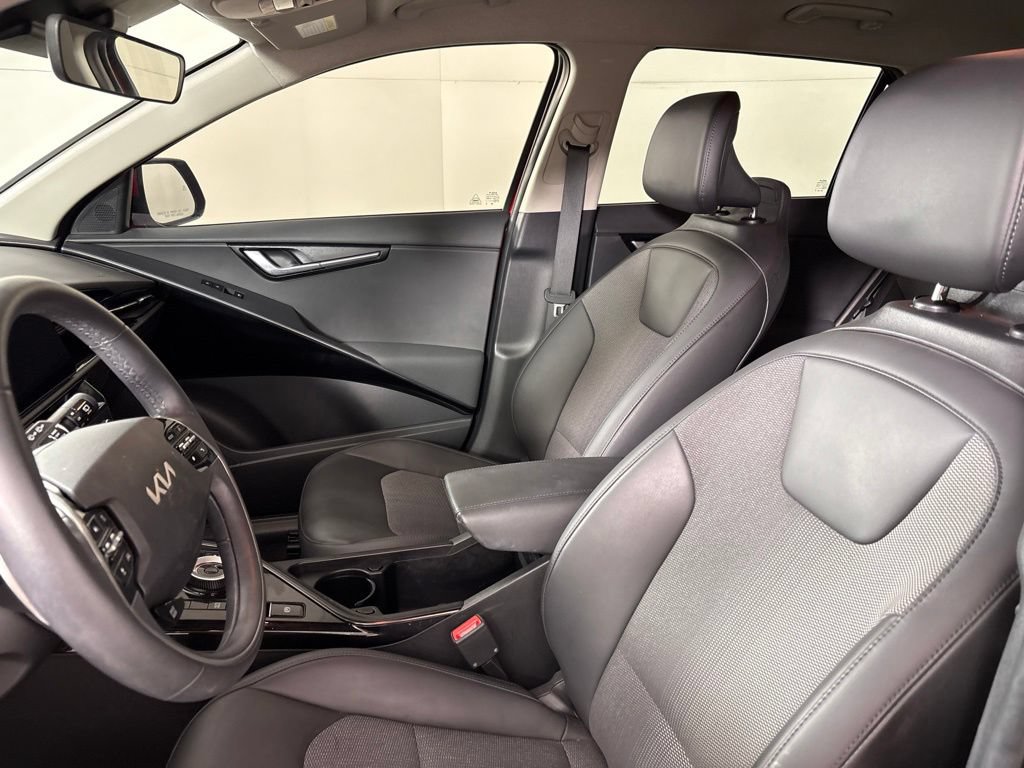 Used 2023 Kia Niro Wind FWD image 27