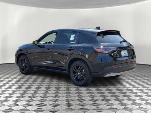 Used 2027 Honda HR-V Sport image 4