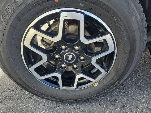 Used 2021 Ford Bronco Outer Banks image 38