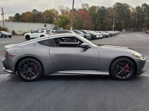 Certified 2024 Nissan Z Performance w/ Floor Mat Package image 2