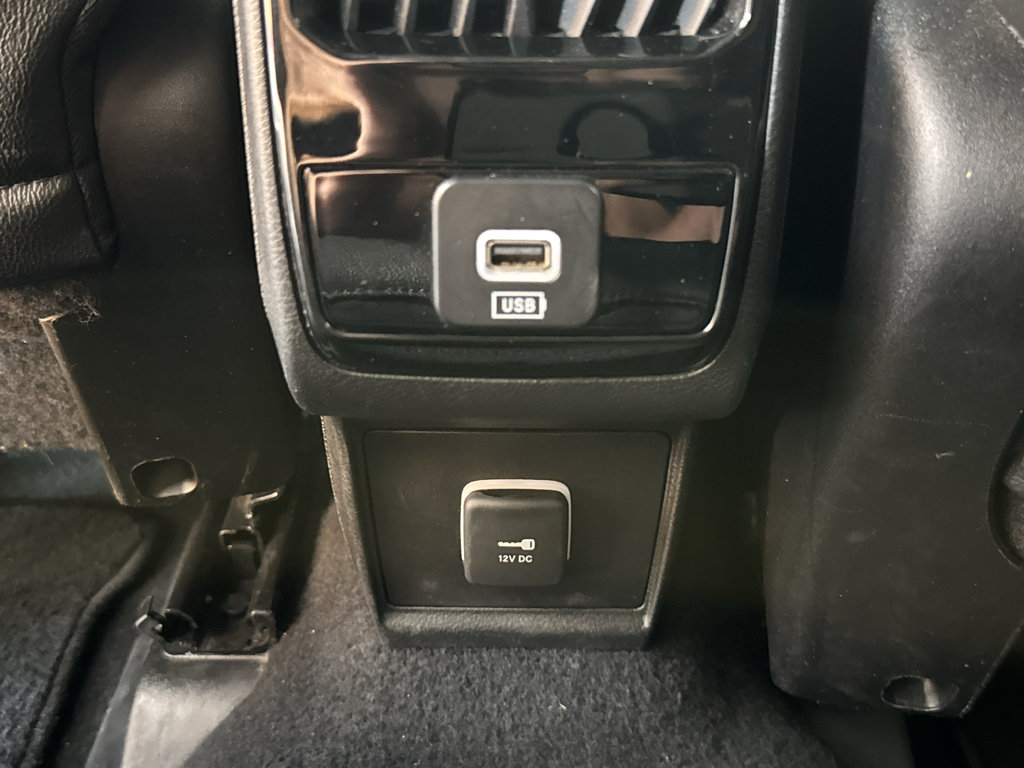 Used 2024 Jeep Compass Latitude AWD/4WD image 12
