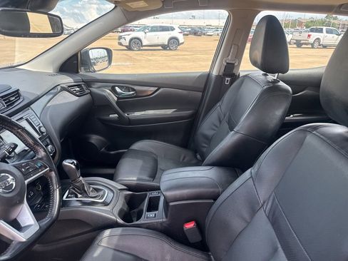 Used 2022 Nissan Rogue Sport SL w/ Premium Package AWD/4WD image 39
