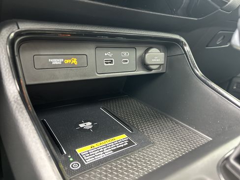 Certified 2025 Honda CR-V EX-L image 17