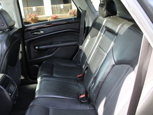 Used 2016 Cadillac SRX Luxury w/ Driver Awareness Package image 18