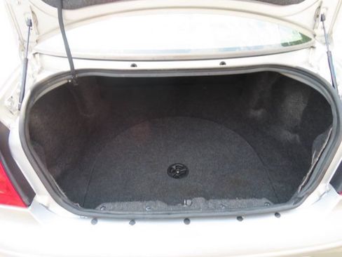 Used 2004 Chrysler 300M FWD image 9