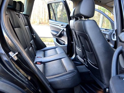 Used 2017 BMW X3 xDrive35i image 9