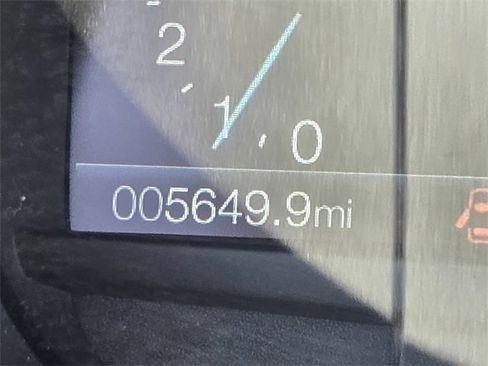 Used 2024 Ford Edge SE image 27