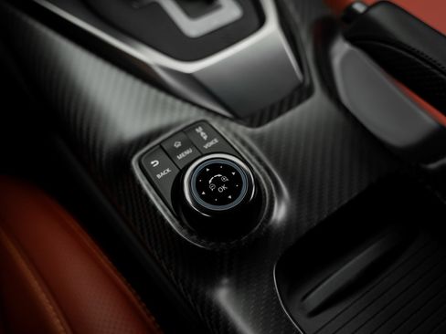 Used 2021 Nissan GT-R Premium AWD/4WD image 52