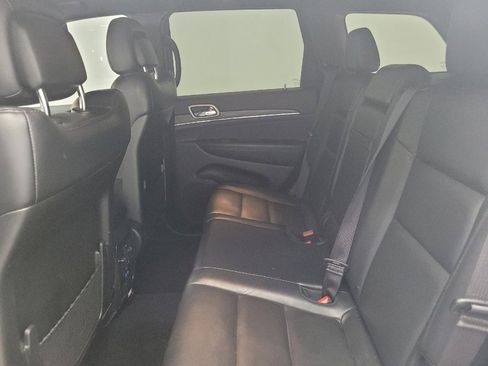 Used 2021 Jeep Grand Cherokee Limited image 18