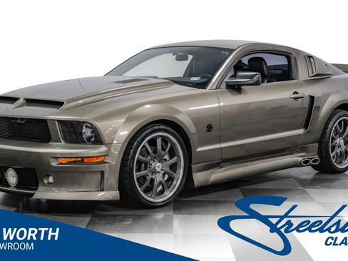 Used 2005 Ford Mustang GT image 1
