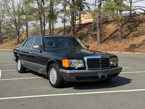 Used 1990 Mercedes-Benz 560 SEL image 16
